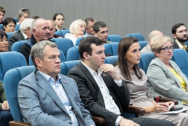 Сергей Грачев: «Муниципальные образования вносят свой вклад в региональное законодательство»